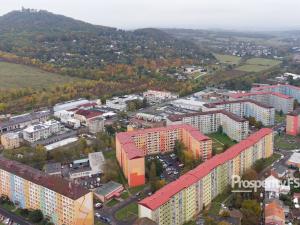 Prodej bytu 4+1, Teplice - Prosetice, Pod školou, 82 m2