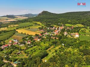 Prodej zahrady, Jenčice, 1599 m2