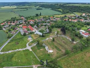 Prodej komerčního pozemku, Podhořany u Ronova, 21276 m2