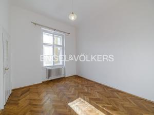 Pronájem bytu 3+1, Praha - Vinohrady, náměstí Míru, 130 m2