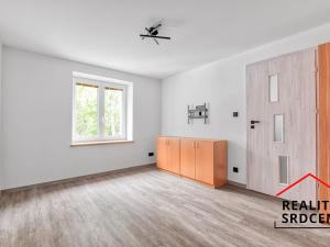 Pronájem bytu 2+1, Frýdek-Místek, Čs. červeného kříže, 53 m2