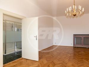 Pronájem bytu 4+1, Praha - Bubeneč, Rooseveltova, 141 m2