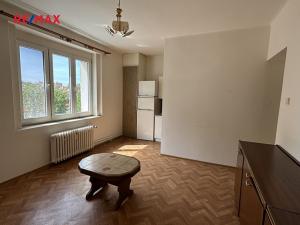 Pronájem bytu 2+kk, Kladno, Čermákova, 52 m2