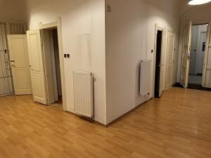 Prodej kanceláře, Praha - Vinohrady, U Kanálky, 42 m2