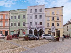 Pronájem bytu 1+kk, Jindřichův Hradec - Jindřichův Hradec I, nám. Míru, 24 m2