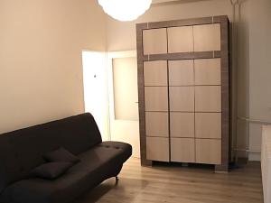 Pronájem bytu 1+kk, Praha - Hostivař, Azalková, 25 m2