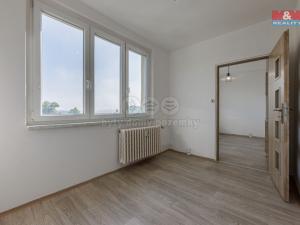 Prodej bytu 3+1, Karlovy Vary - Stará Role, Okružní, 65 m2