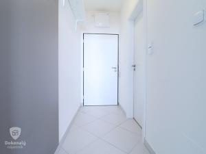 Pronájem bytu 1+kk, Praha - Dolní Měcholupy, Honzíkova, 28 m2