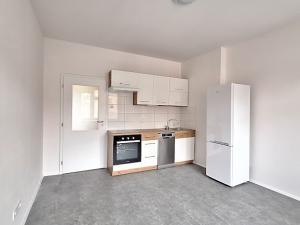 Pronájem bytu 2+kk, Praha - Holešovice, Malá Plynární, 49 m2