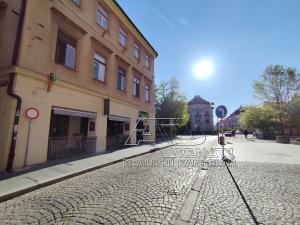 Pronájem obchodního prostoru, České Budějovice, Na Mlýnské stoce, 140 m2