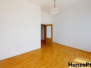 Pronájem bytu 2+1, Louny, Postoloprtská, 68 m2