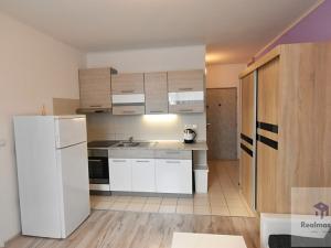 Prodej bytu 2+kk, Ústí nad Labem, Jizerská, 37 m2