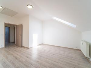 Prodej bytu 2+kk, Praha - Libeň, Pod Labuťkou, 52 m2