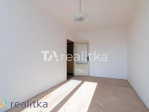 Prodej bytu 2+kk, Orlová, Osvobození, 45 m2