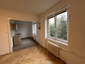 Pronájem bytu 2+kk, Praha - Záběhlice, Roztylské náměstí, 46 m2