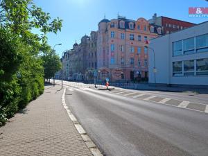 Pronájem obchodního prostoru, Karlovy Vary, Západní, 130 m2