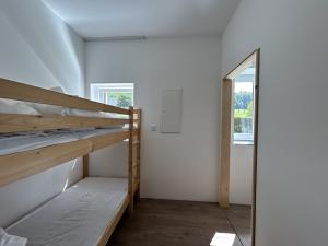 Prodej zemědělského objektu, Bžany, 1600 m2