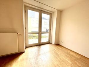 Pronájem bytu 2+kk, Praha - Holešovice, Ortenovo náměstí, 65 m2