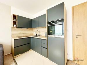 Prodej bytu 1+kk, Praha - Hlubočepy, Baarové, 32 m2