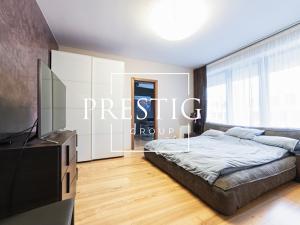 Prodej bytu 3+kk, Praha - Holešovice, V Přístavu, 93 m2