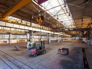 Pronájem výrobních prostor, Moravský Krumlov, U Nádraží, 2345 m2