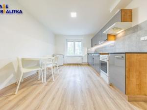 Pronájem bytu 2+1, Hranice - Hranice I-Město, Bělotínská, 52 m2