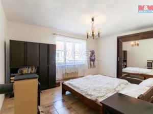 Prodej rodinného domu, Lutopecny, 180 m2