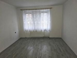 Pronájem bytu 3+1, Lovosice, Labská, 71 m2