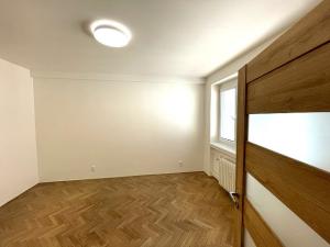 Prodej bytu 3+kk, Praha - Libeň, U svobodárny, 56 m2