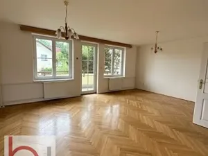 Pronájem rodinného domu, Hluboká nad Vltavou, 222 m2