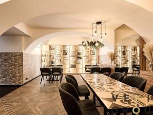 Pronájem restaurace, Praha - Karlín, Křižíkova, 347 m2