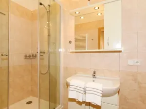 Pronájem bytu 2+kk, Praha - Vinohrady, Na Kozačce, 42 m2