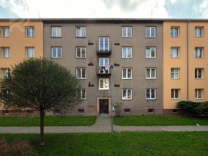 Pronájem bytu 2+1, Praha - Hloubětín, Mochovská, 54 m2