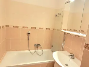 Prodej bytu 2+kk, Mikulov, Brněnská, 59 m2