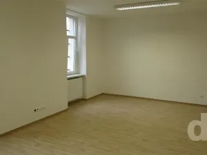 Pronájem obchodního prostoru, Karlovy Vary, Moskevská, 64 m2