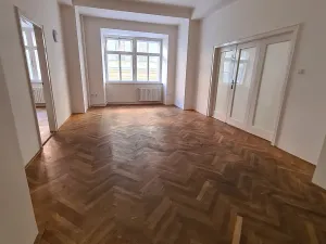 Pronájem kanceláře, Praha - Staré Město, Celetná, 90 m2