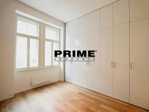 Pronájem bytu 3+kk, Praha - Vinohrady, Laubova, 115 m2