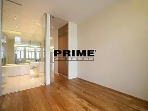 Pronájem bytu 3+kk, Praha - Vinohrady, Laubova, 115 m2