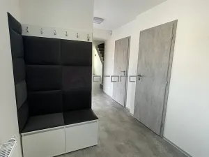 Pronájem bytu 4+kk, Kožušany-Tážaly, 110 m2