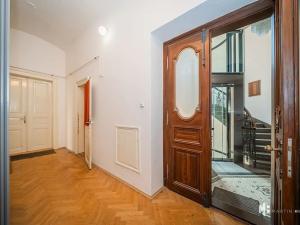 Pronájem bytu 1+1, Praha - Josefov, Široká, 34 m2