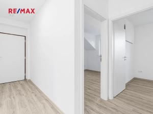 Pronájem bytu 4+kk, Vochov, 80 m2