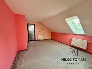 Prodej rodinného domu, Mochtín, 330 m2