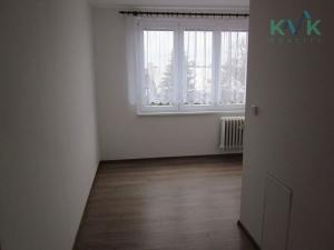 Pronájem bytu 2+1, Karlovy Vary, Závodu míru, 68 m2