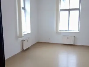 Pronájem bytu 2+kk, Karlovy Vary, Moravská, 84 m2