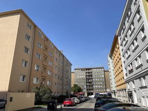 Prodej bytu 3+kk, Praha - Libeň, U svobodárny, 56 m2