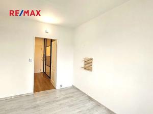 Pronájem bytu 2+kk, Praha - Strašnice, Nedvězská, 41 m2