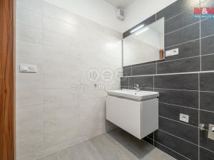 Prodej bytu 2+kk, Olomouc - Slavonín, Topolová, 58 m2