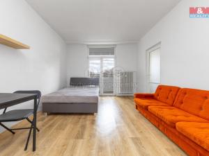 Pronájem bytu 1+kk, Brno - Lesná, Halasovo náměstí, 31 m2