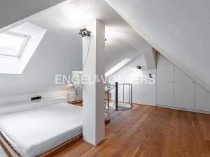 Prodej bytu 3+kk, Praha - Malá Strana, Valdštejnská, 101 m2