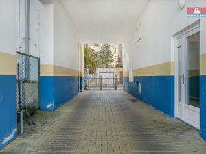 Prodej obchodního prostoru, Mladá Boleslav - Mladá Boleslav II, Boženy Němcové, 58 m2